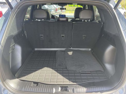 Used 2024 Ford Escape ST-Line w/ Cold Weather Package image 8