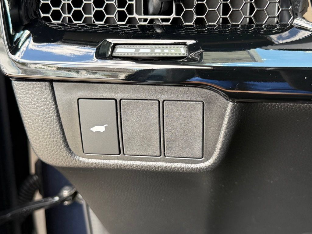 Certified 2026 Honda CR-V Sport Touring image 27