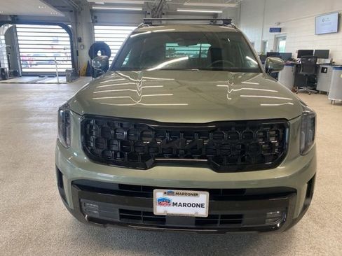 Used 2025 Kia Telluride SX Prestige X-Pro AWD/4WD image 2
