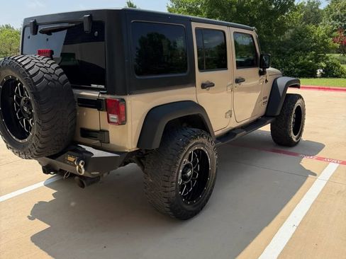 Used 2016 Jeep Wrangler Unlimited Sport w/ Quick Order Package 24S AWD/4WD image 5