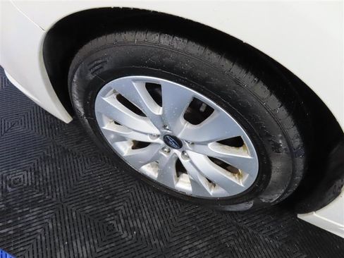 Used 2016 Subaru Legacy 2.5i Premium image 6