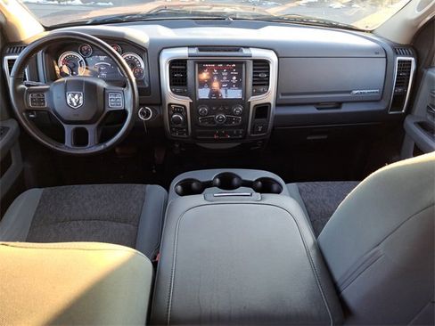 Used 2018 RAM 1500 Big Horn image 12