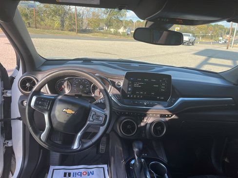 Certified 2023 Chevrolet Blazer Premier w/ Enhanced Convenience Package image 26