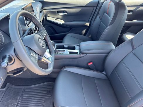 New 2025 Nissan Sentra SR w/ SR Premium Package image 5