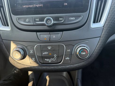 Used 2024 Chevrolet Malibu LS w/ Driver Confidence Package FWD image 19