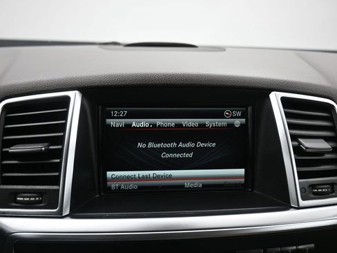 Used 2015 Mercedes-Benz ML 350 4MATIC image 17