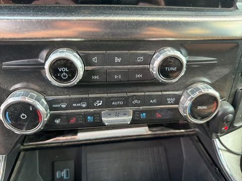 Used 2022 Ford F150 King Ranch w/ Equipment Group 601A High AWD/4WD image 8