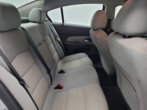 Used 2014 Chevrolet Cruze LT image 19
