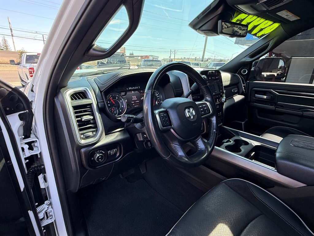 Used 2022 RAM 2500 Laramie AWD/4WD image 9