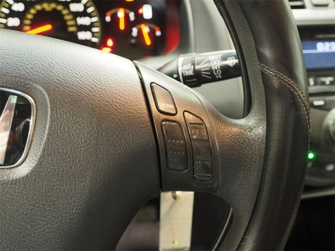 Used 2003 Honda Accord EX image 16