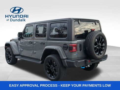 Used 2023 Jeep Wrangler Unlimited Sahara w/ Cold Weather Group image 3