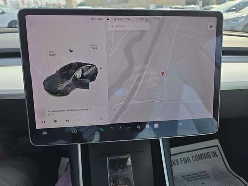 Used 2020 Tesla Model 3 Long Range image 4