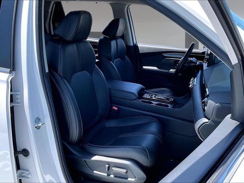 Used 2025 Honda Pilot EX-L image 27