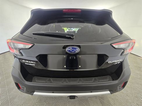 Used 2020 Subaru Outback Limited XT image 13