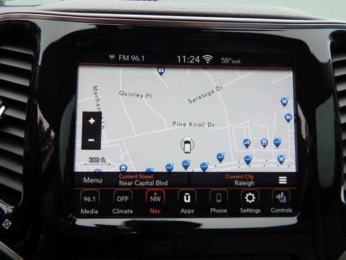 Used 2020 Jeep Cherokee Limited w/ Technology Group image 17