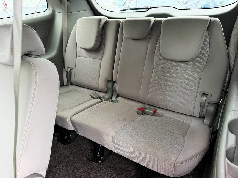 Used 2019 Kia Sedona LX FWD image 15