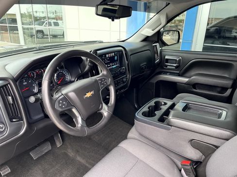 Used 2018 Chevrolet Silverado 1500 LT AWD/4WD image 12