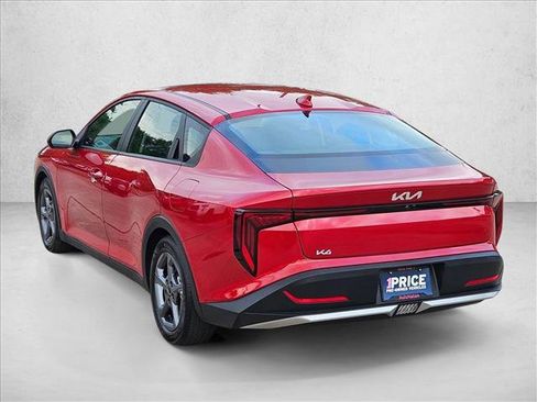 Used 2025 Kia K4 LXS image 8