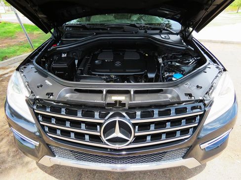 Used 2012 Mercedes-Benz ML 350 4MATIC image 13