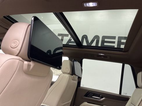 New 2026 GMC Yukon Denali w/ Denali Reserve Package AWD/4WD image 13