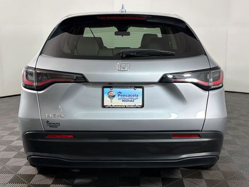 Used 2025 Honda HR-V LX image 7