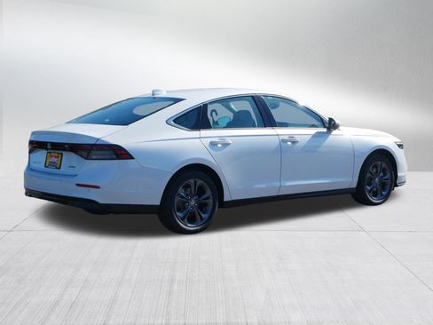 New 2025 Honda Accord EX-L image 7