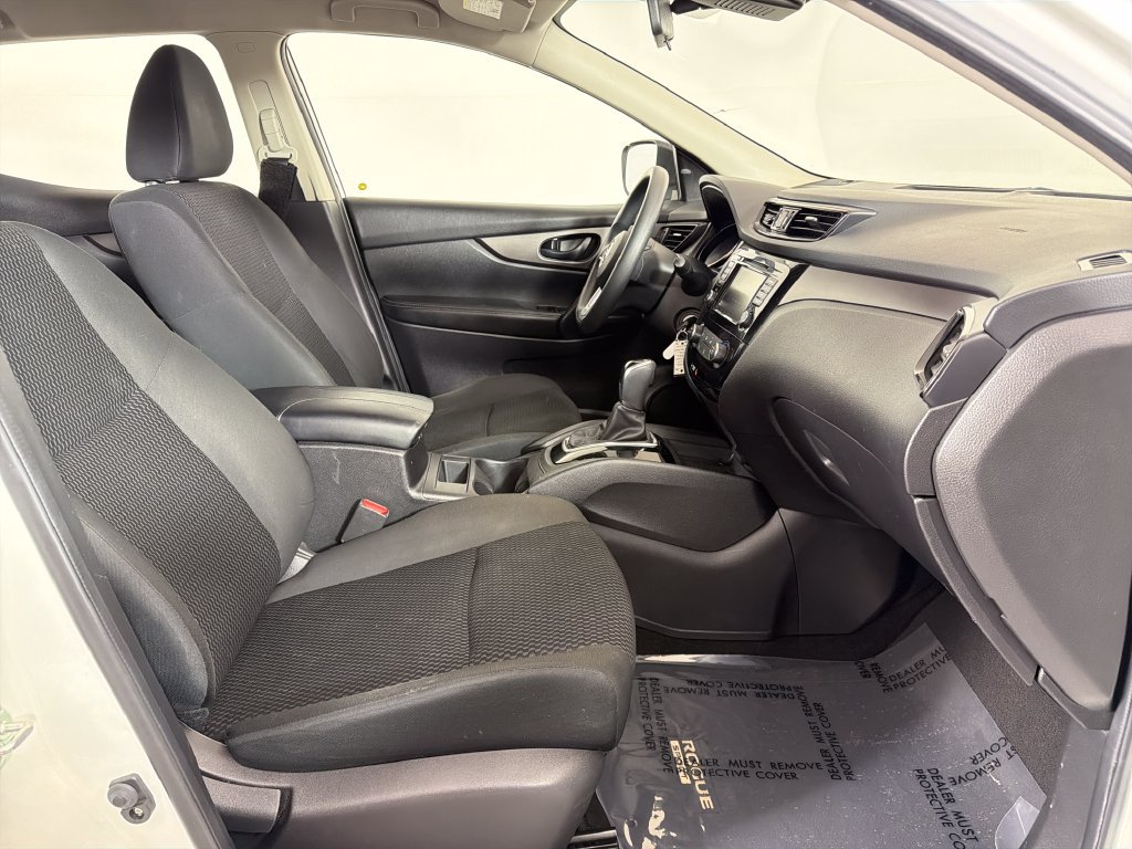 Used 2021 Nissan Rogue Sport S AWD/4WD image 19