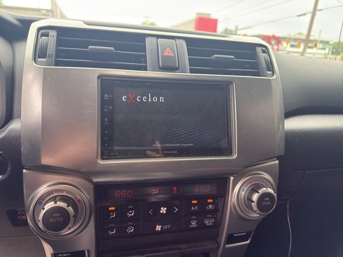 Used 2011 Toyota 4Runner Limited AWD/4WD image 12