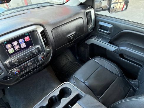 Used 2015 Chevrolet Silverado 3500 LT w/ LT Convenience Package image 18