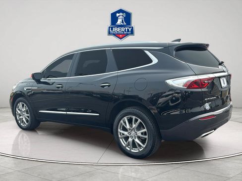 Used 2023 Buick Enclave Premium w/ Experience Buick Package FWD image 6