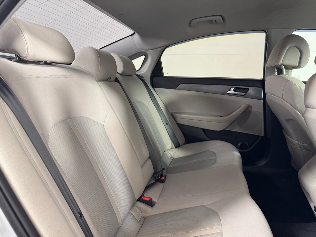 Used 2017 Hyundai Sonata SE FWD image 43