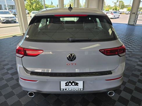 New 2026 Volkswagen GTI SE FWD image 4