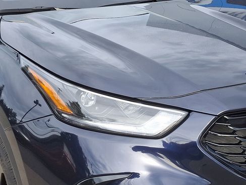 Used 2023 Toyota Highlander XSE image 9