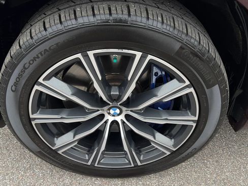 Used 2020 BMW X5 M50i w/ Executive Package AWD/4WD image 11