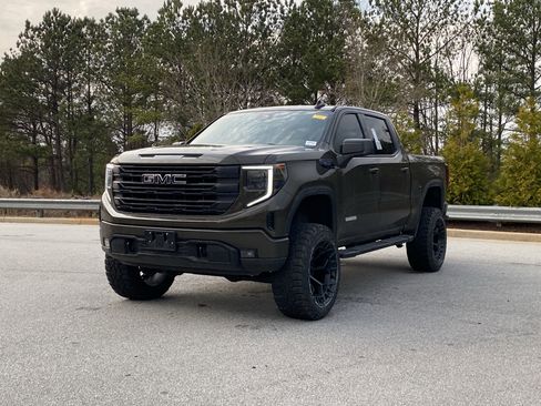 Used 2023 GMC Sierra 1500 Elevation image 13