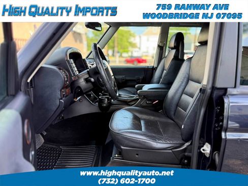Used 2004 Land Rover Discovery SE AWD/4WD image 12