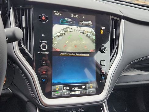 Used 2025 Subaru Outback Premium image 17