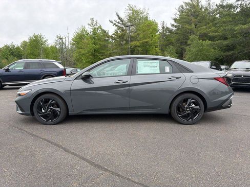 New 2026 Hyundai Elantra Sport FWD image 3