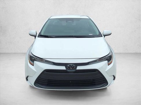 Certified 2024 Toyota Corolla LE FWD image 2