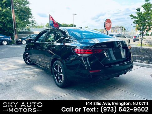 Used 2024 Nissan Sentra SV FWD image 6