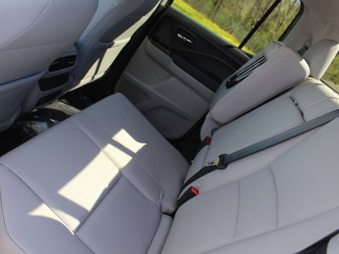 New 2026 Honda Ridgeline RTL image 9