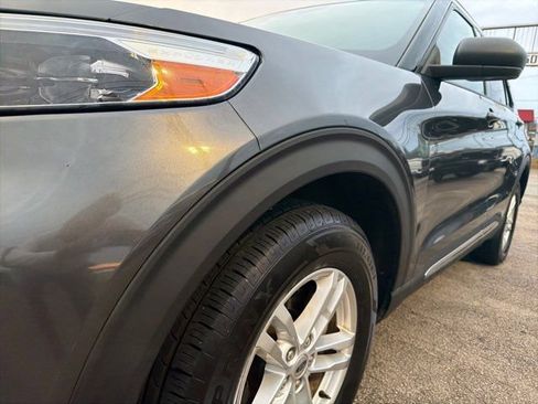 Used 2020 Ford Explorer XLT w/ Equipment Group 202A image 11