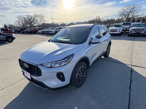 New 2026 Ford Escape SE FWD image 8