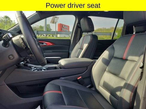 Used 2024 Chevrolet Traverse RS AWD/4WD image 24