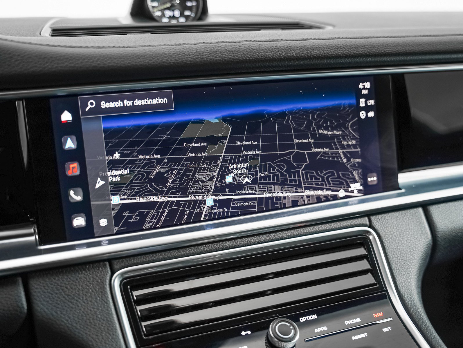 Certified 2023 Porsche Panamera 4 AWD/4WD image 23