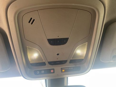 Used 2014 Chevrolet Impala LT w/ Convenience Package image 25