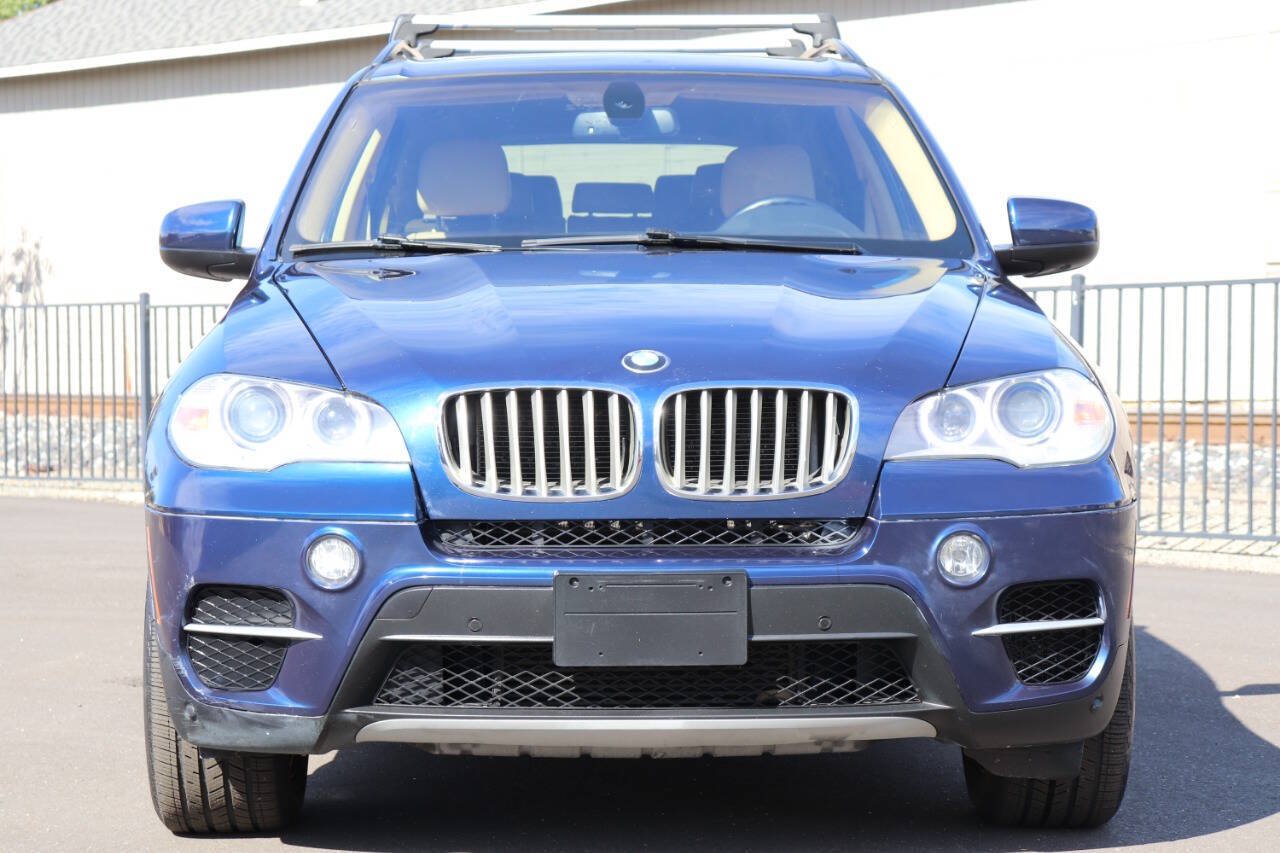Used 2013 BMW X5 xDrive35d w/ Premium Pkg AWD/4WD image 3