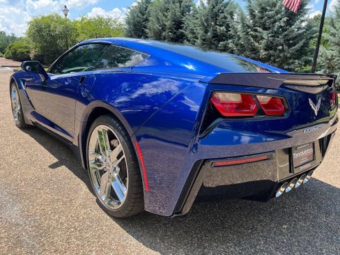 Used 2017 Chevrolet Corvette Stingray Coupe RWD image 36