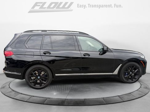 Used 2022 BMW X7 xDrive40i w/ Premium Package AWD/4WD image 10