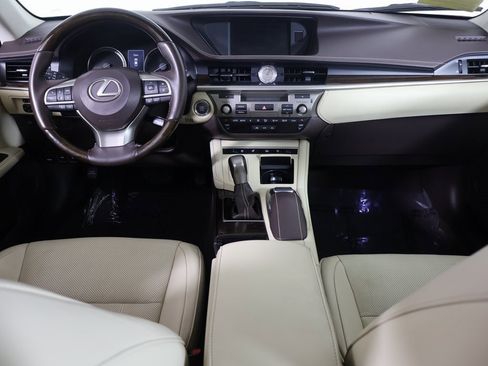 Used 2017 Lexus ES 350 image 25